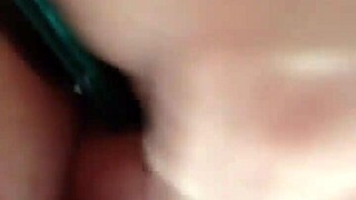 Cumming on my slut 😩