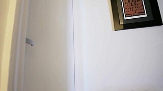 Telephone sex with MILF Sara Jay