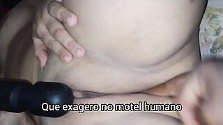 Quando tu aprender a me fazer gozar eu paro de ter amante na rua, she said