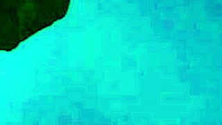 Sexo apasionado entre hermanastros cuando padres no están en casa?