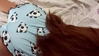 enteada adotiva faz sexo a três com seus novos padrastos sex toy