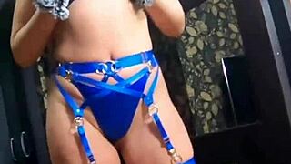 i hope you like my very slutty clothes 😘