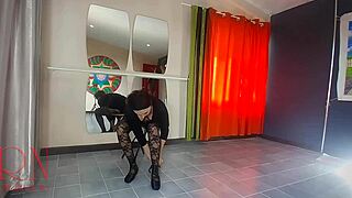 Spank ballerina's ass, punish bad dancer Regina Noir as teacher scolds, fucks mouth and pussy on cam