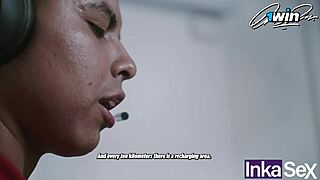 Mi hermanastra culona folla con desconocidos