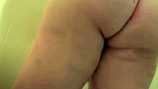 i'm bending over showing my pussy and ass ready for anal