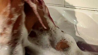 birthday sex party in the bath with big asses and cocks
