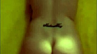 petite milf in bikini with amazing ass fucked by pool guy 😘