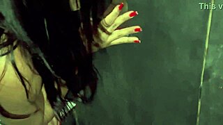 Wife sucking strangers at swing house glory hole