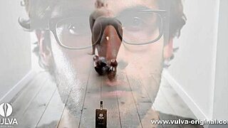 Blonde Facesitting Squirting Pussy Juice