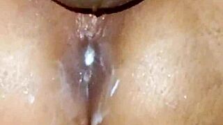 Anal and pussy fucking in bedroom 😏