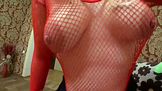 Pregnant milf seduces lesbian with passion