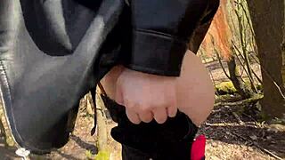 Wild Encounter Ginger Beauty Red Hair Gives An Extreme Public Blowjob In The Woods