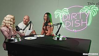 dirty dish kelsi monroe gets interviewed for reality kings