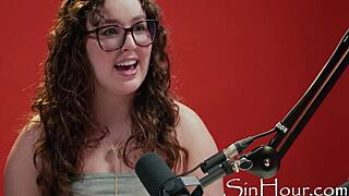 The Cute And Pretty Pornstar - Leana Lovings