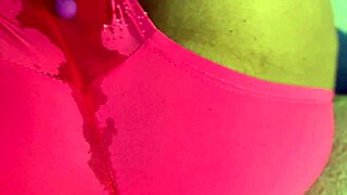 Wow, ebony babe squirting wet through shorts in full video!