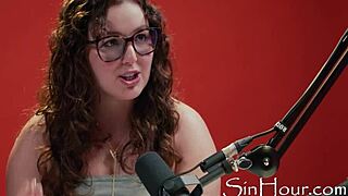 The Cute And Pretty Pornstar - Leana Lovings