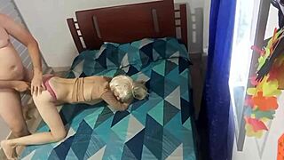 met english teacher on dating app and fucked her bareback