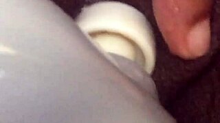 Squirting ebony babe soaks the sofa hard! 💦😍