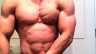 Throwback to peak physique before 2018 Arnold Classic amateur