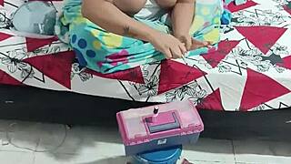 while she does her nails i sneak in close-up amateur masturbation as brazilian colombian latina wife