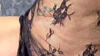 flashing my pussy outside! fat dildo stretches it wide!