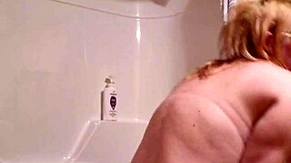 about to shower outside, masturbating to orgasm before creampie fantasy.