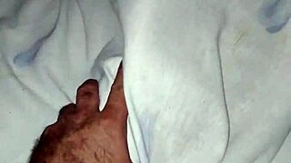 damn my curvy nuera's juicy ass feels amazing when i fuck her while my hijo's late 😍🍑💦