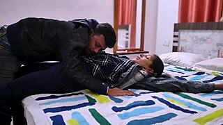 hard FUCKIN with my indian gf after year... she came n exploded wet!