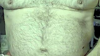 ezsosa flashes her curvy fat body and monster cock in bedroom update