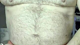 ezsosa flashes her curvy fat body and monster cock in bedroom update