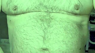 ezsosa flashes her curvy fat body and monster cock in bedroom update