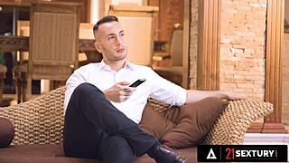 wanna watch linda leclair stretch her tight asshole on monster cock?