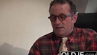 i fuck bubble butt teen beauty in job interview