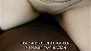 SUAVEMENTE mi esposa SE SIENTA en enorme VERGA se EXCITA gime y GIME hasta el ORGASMO