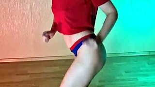 Athletic Girl Next Door Dances in Panties Homemade Barefoot Fitness