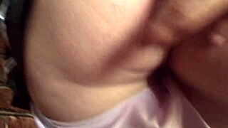 18 year old student soaks panties with milk in abandoned house amateur clip