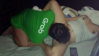 Hot chubby pregnant Pinay gets fucked hard in hotel room