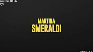 Summer heat makes Martina Smeraldi squirt wildly in outdoor anal fisting and pussy licking frenzy!