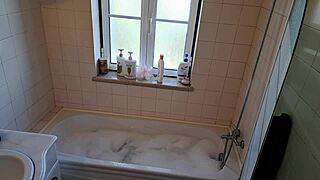 Latina Wife Summons Old Handyman to Fix Jacuzzi Then Takes Bent Over Facial