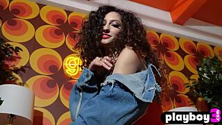 i'm obsessed with curly teen lina jade's perfect curvy ass posing