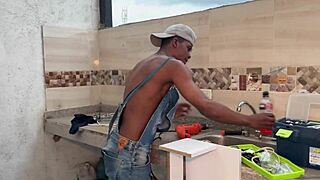 omg i fuck this black cock builder till he squirts on cali terrace celeste alba 😍🔥