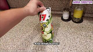 M.J. Rozzłoszczona współlokatorka seks w kuchni akademika