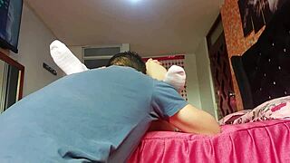 i suck my fan's dick raw then he barebacks me full of cum no condom!!