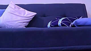 Sexy Filipina teen ass bounces on toys - homemade exotqifox ride!