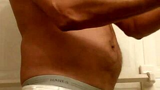 hey sexy wanna see my cock get hard for you?