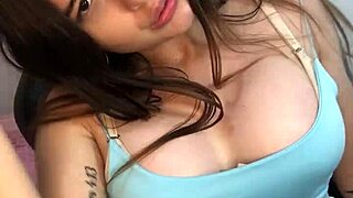 want to see beautiful teen 18+ flash her big tits live?