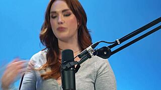 Hey Siri Dahl, tell us about your hairy pussy journey to porn stardom?