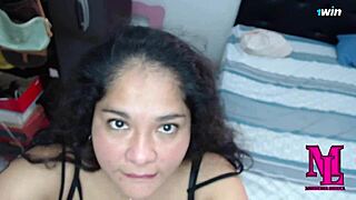 le mamo la verga a mi padrastro y mama no ve 😏💦