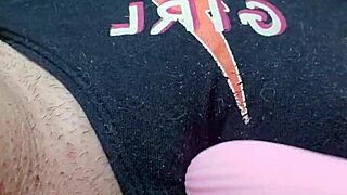 Homemade Tease: Masturbating Secretly for You Darling