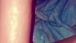 solo babe jessie rams huge dildo deep pussy toy masturbation orgasm explosion